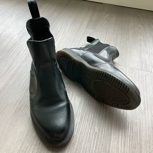 Dr Martens Flora Chelsea Boots (Like New)